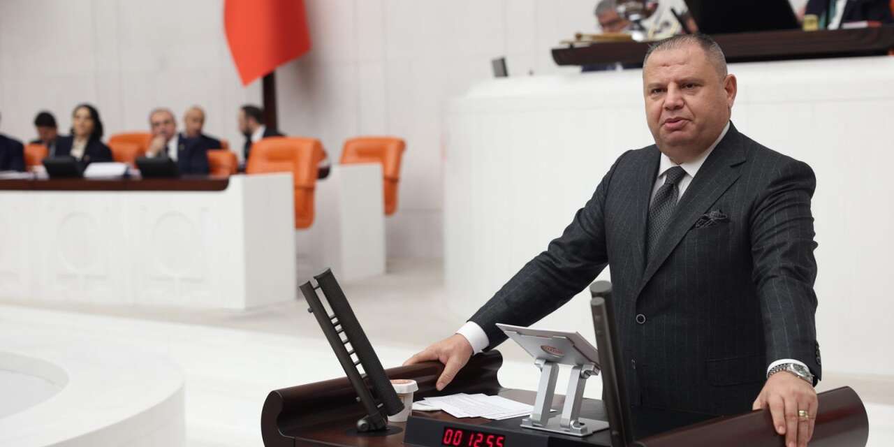 milletvekili-ozturk’ten-mekki-varol’a-tebrik