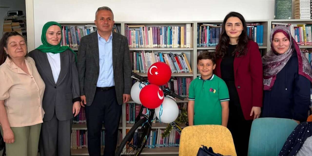 bahsili’da-kitap-sevgisi-odullerle-taclandi