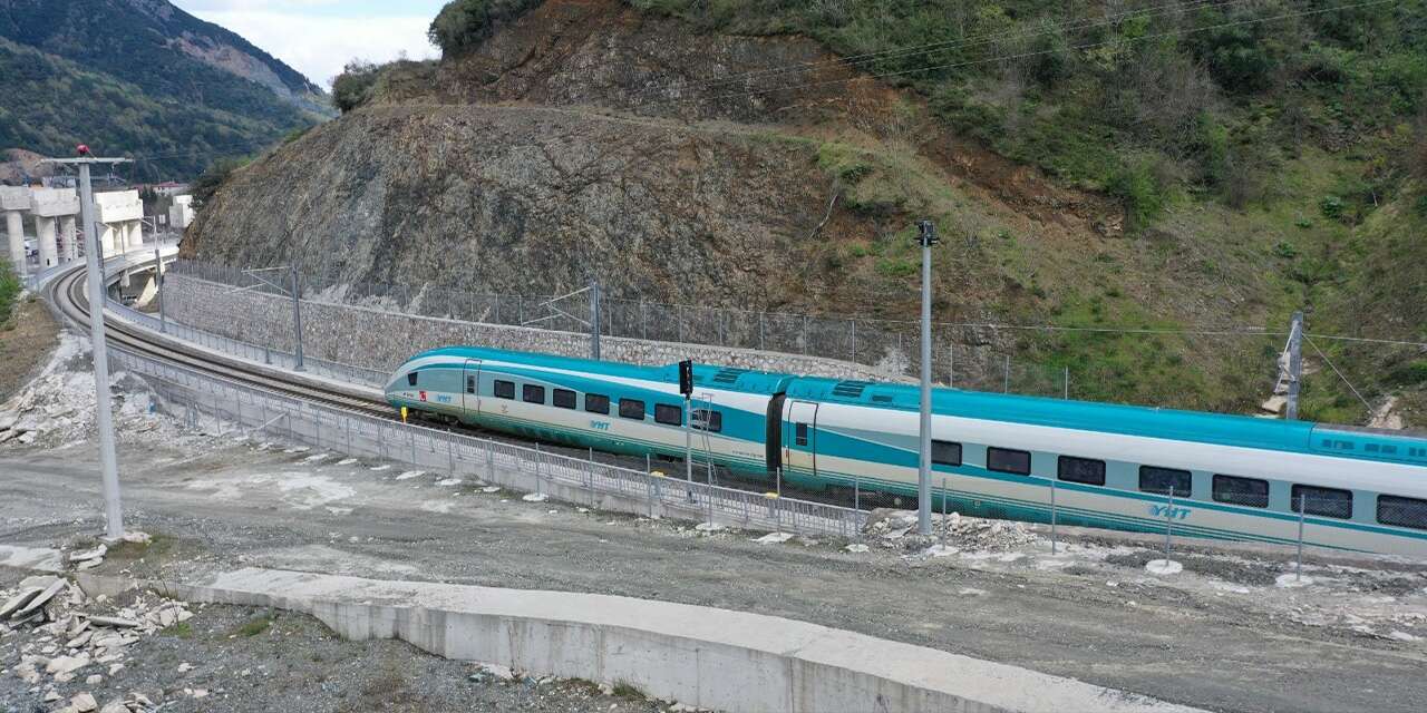 ankara-istanbul-yht-seferleri-yarim-saat-kisalacak