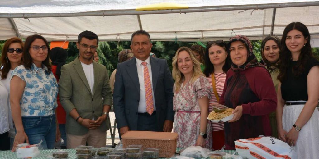 seher-vuslat-okulundan-anlamli-kermes