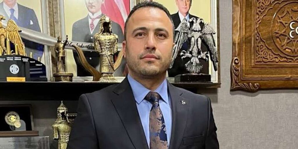 gorevi-devreden-murat-abali’dan-ilk-aciklama:-mhp,-ben-diyenlerin-partisi-degildir!