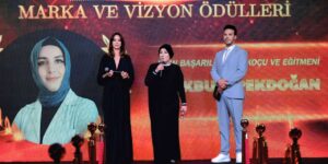 Pekdoğan ödülünü Kırıkkaleli kadınlara adadı: “Kadın isterse dünyayı değiştirir!”
