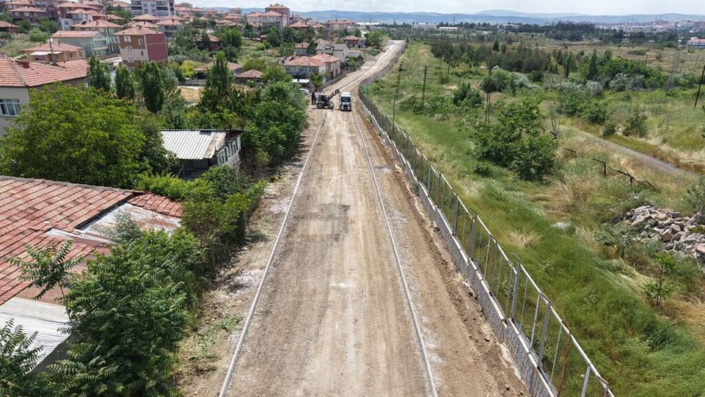 kirikkale-belediyesi’nden-yol-ve-kaldirim-mesaisi