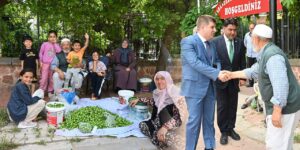 “Yetmiş iki dil bizdedir”: Vali H. Engin Sarıibrahim Hasandede’de gönül sofralarına konuk oldu