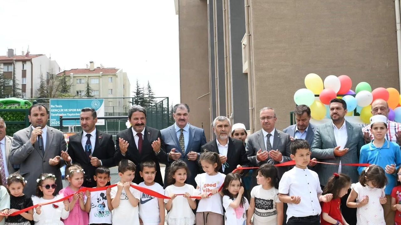 kur’an-kursu-ogrencileri-yeni-spor-tesislerine-kavustu