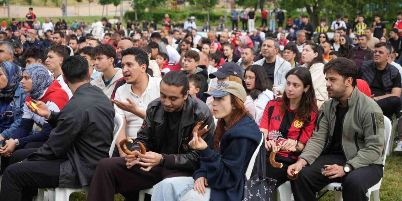 kirikkale’de-gencler,-ilk-kez-dunya-kupasi-heyecani-yasadi