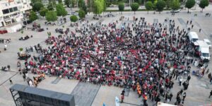 Çorum’da yüzlerce vatandaş A Milli Futbol Takımı’nı birlikte destekledi