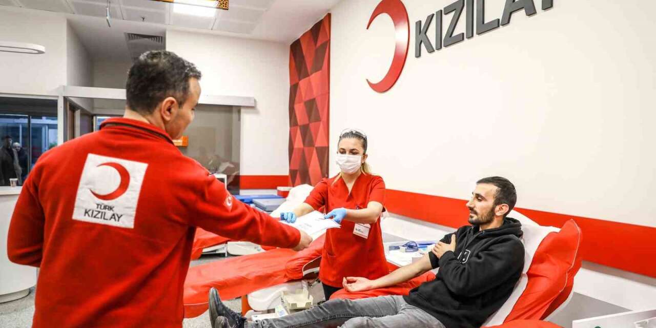 kizilay’a-yilin-ilk-5-ayinda-1,2-milyon-unite-kan-bagisi-yapildi