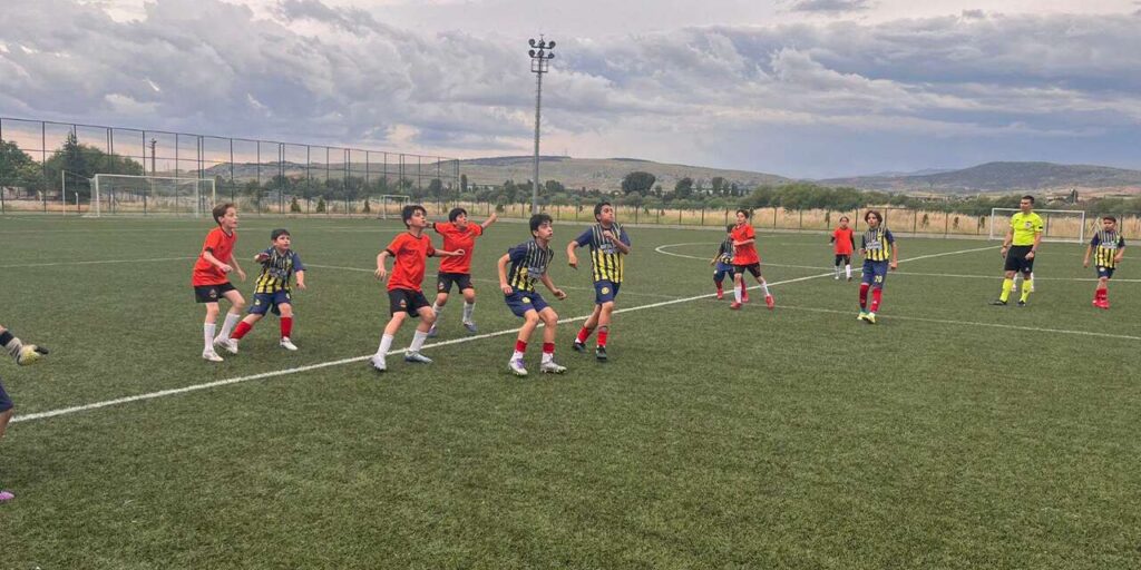 bahsili’da-gelecegin-futbolculari-yetisiyor