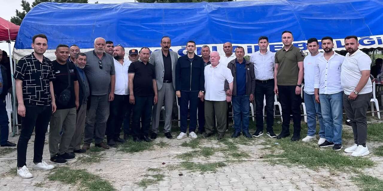 eroglu-koyu’nde-rengarenk-yaz-senligi