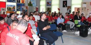 Gençlik Merkezinde Milli Takım Coşkusu