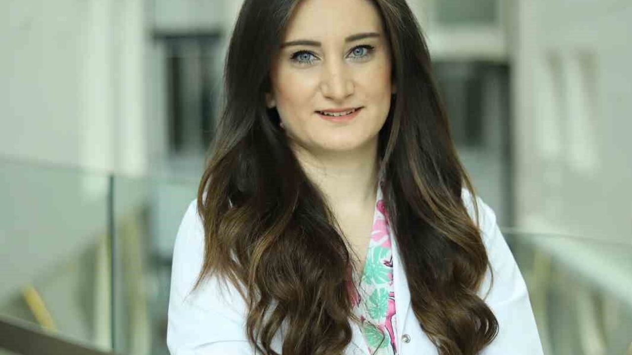 uzmani-acikladi:-‘karne-sadece-ders-basarisi-olarak-degerlendirilmemeli’