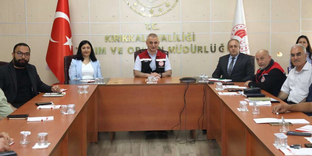 hasat-oncesi-kritik-toplanti!-rekolte-ve-verim-rakamlari-masada