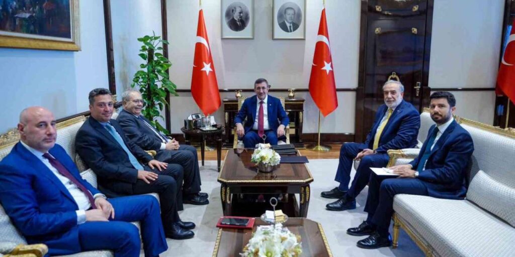 cumhurbaskani-yardimcisi-yilmaz,-lubnan-basbakan-yardimcisi-mitri-ile-gorustu