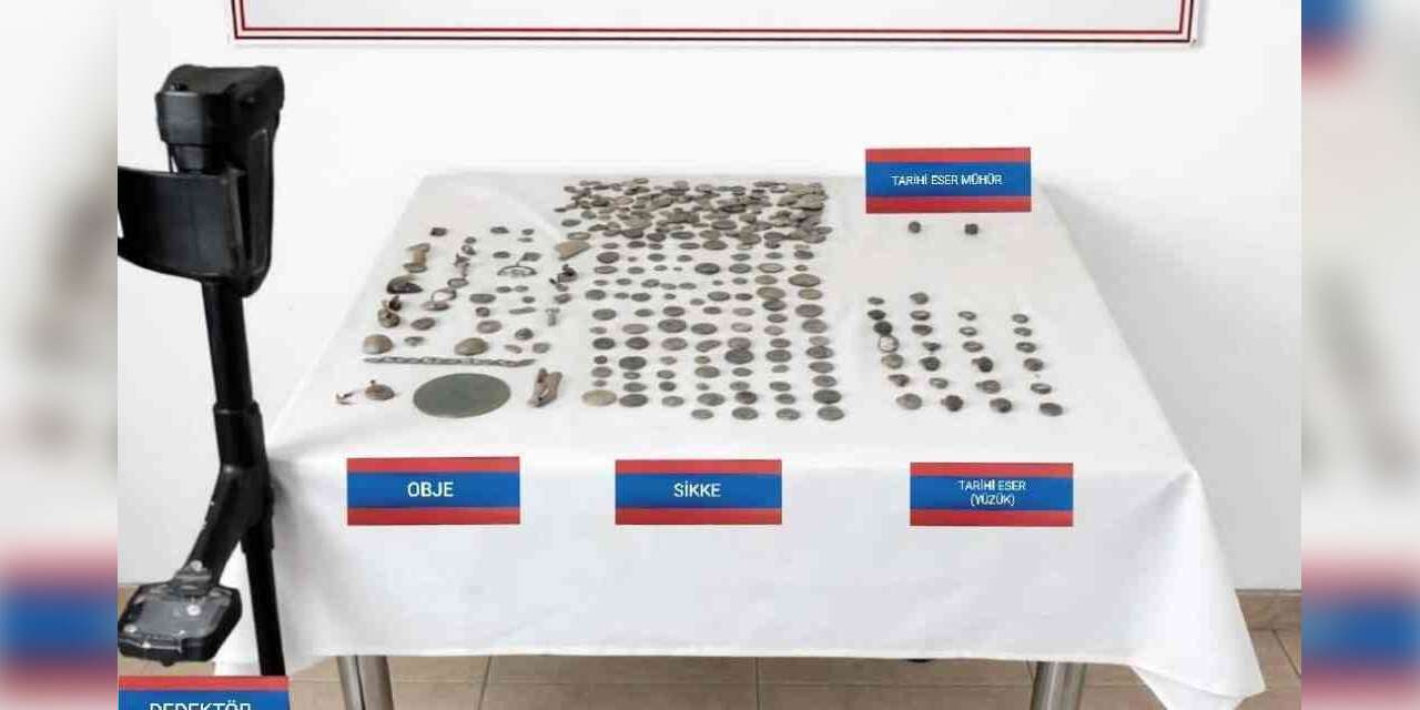 tarihi-eser-nitelikli-objeler-ele-gecirildi