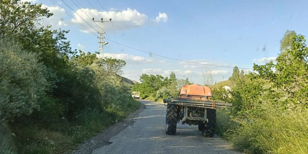 kirikkale’de-korkutan-guzergah:-camlica-koyu-yolunda-suruculer-her-an-olumle-burun-buruna