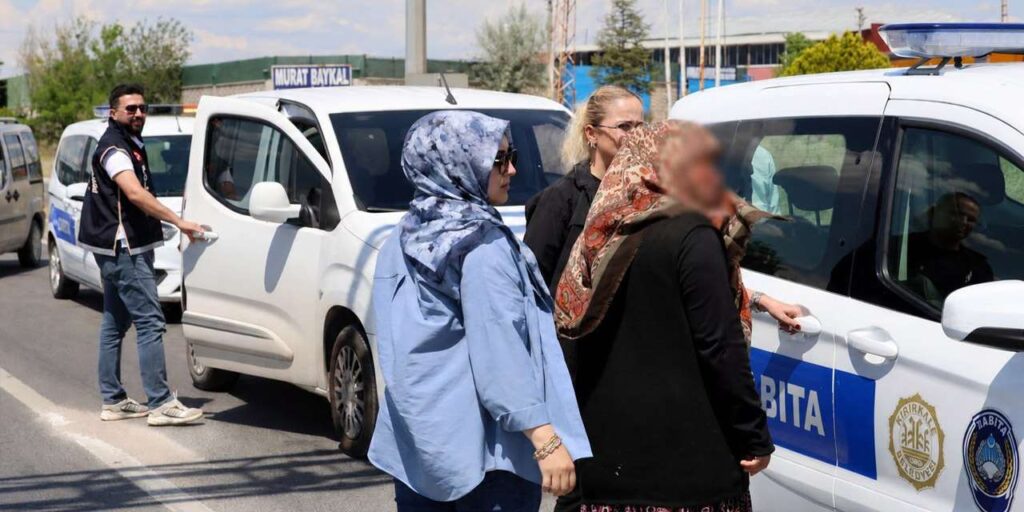 kirikkale’de-ekipler-kavsaklari-ve-hastane-onlerini-kusatti:-duygu-somurusu-yapanlar-tek-tek-toplandi