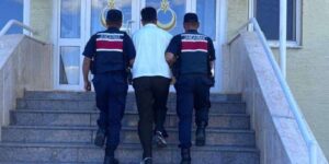 Aranan 3 hükümlüyü jandarma yakaladı
