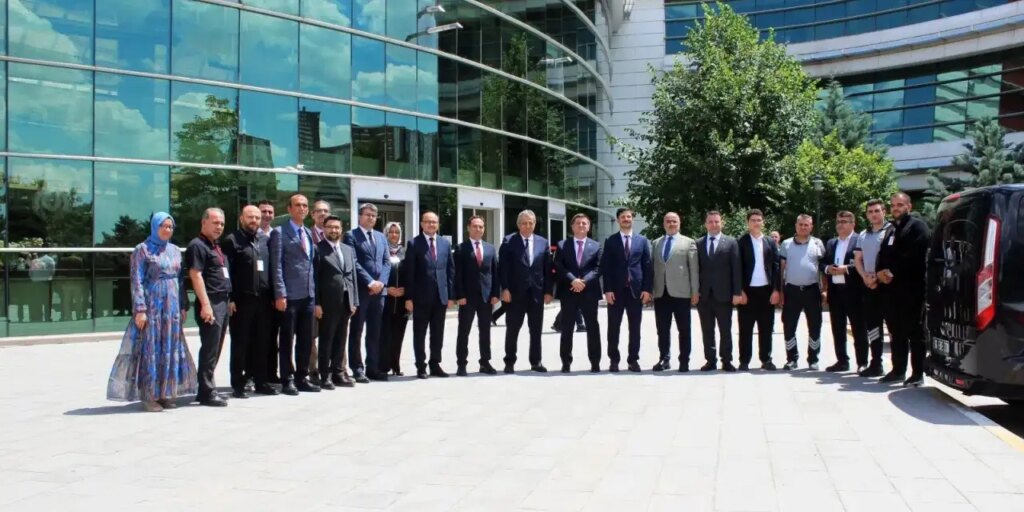 kirikkale-yuksek-ihtisas-hastanesi-mercek-altinda:-hizmet-kalitesi-masaya-yatirildi