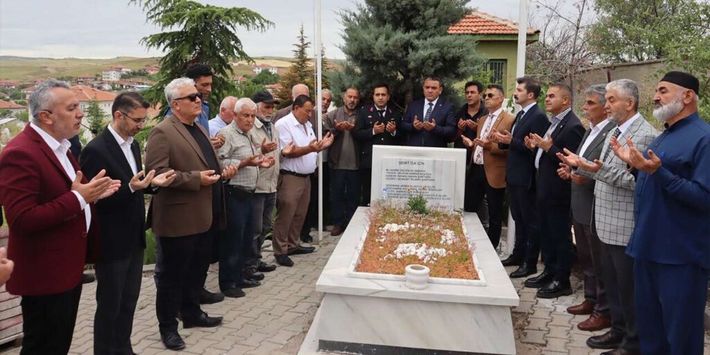 sehit-murat-akkoc,-sulakyurt’ta-dualarla-anildi