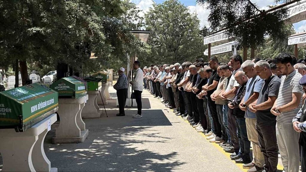 isparta’daki-kazada-hayatini-kaybeden-keziban-baysal-son-yolculuguna-ugurlandi
