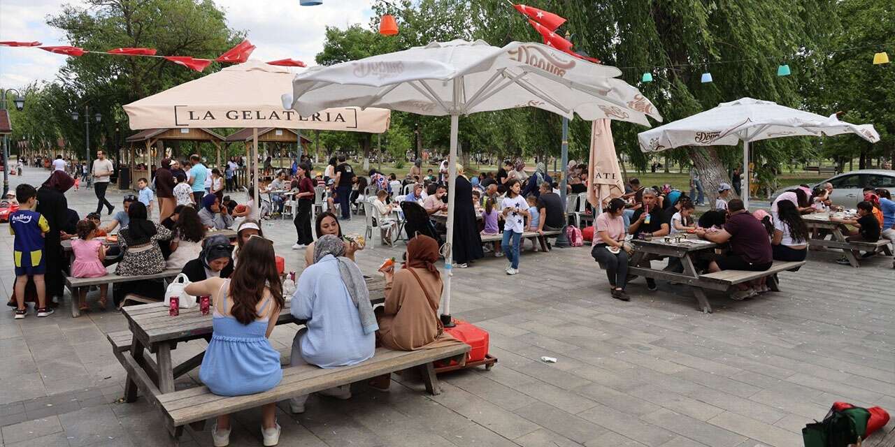 kirikkale-belediyesi’nden-babalar-gunu’ne-ozel-etkinlik