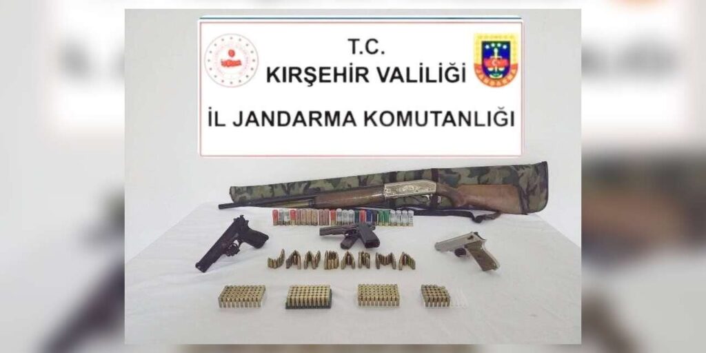 kirsehir’de-ruhsatsiz-silah-operasyonu:-4-silah-ele-gecirildi