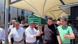 Kazada ölen 11 yaşındaki çocuğun ailesinden ihmal iddiası: ‘Oraya hız kesici ya da uyarı işaretleri konulsaydı böyle kazalar olmazdı’