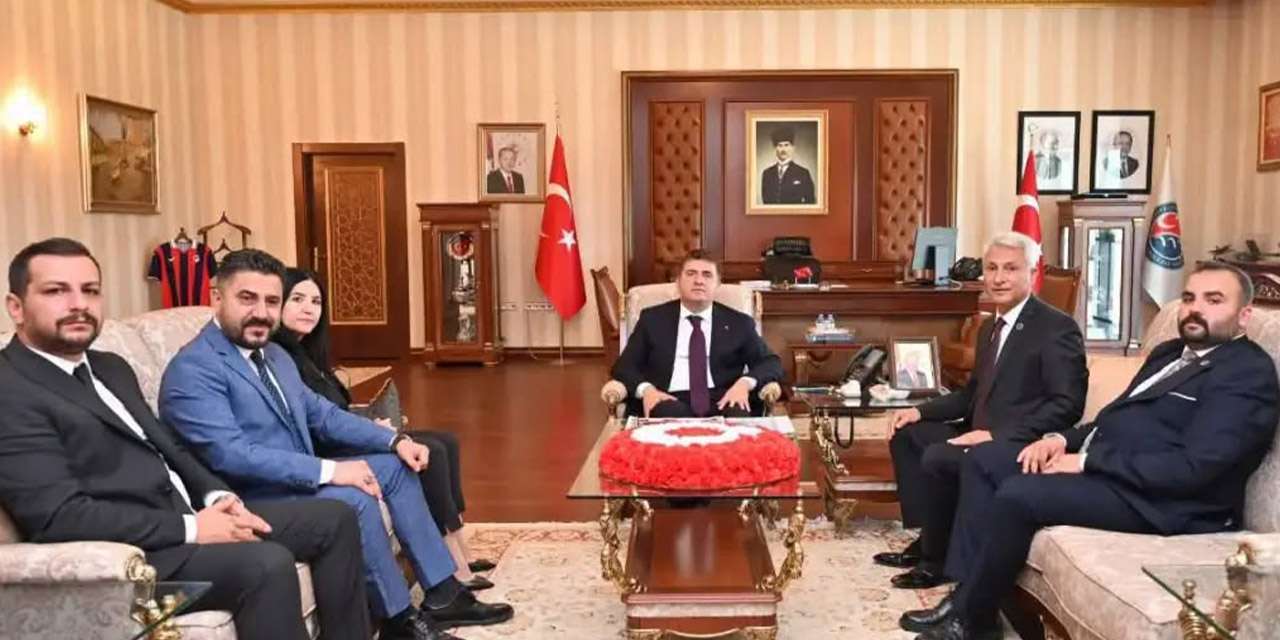 kirikkale-valiligi’nde-siyaset-ve-burokrasi-bulusmasi:-mhp-heyeti-vali-sariibrahim-ile-gorustu