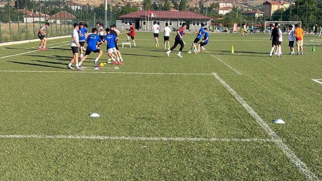 baspinar’da-gelecegin-futbolculari-yetisiyor