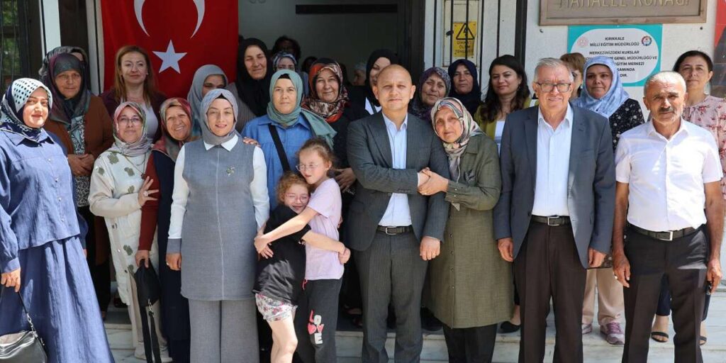 sanayi-mahallesi-konagi’nda-yil-sonu-sergisi-ilgi-gordu