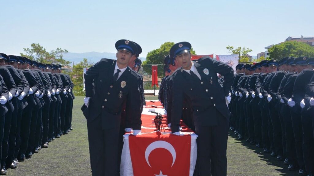 turkiye’nin-huzuru-onlara-emanet
