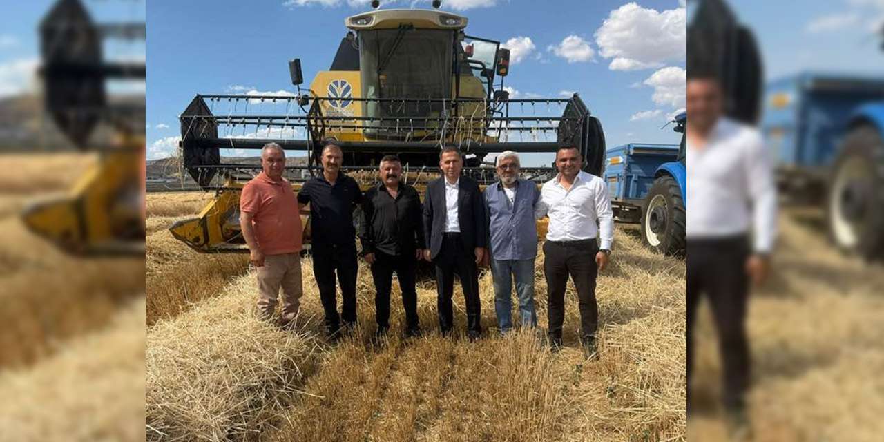 delice’de-sari-altin-mesaisi:-hububat-hasadi-dualarla-basladi