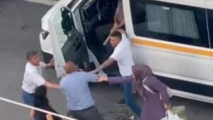 Silahlı ve Sopalı Kavga: 2 Yaralı