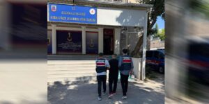 Hapis cezasıyla aranıyordu! Jandarmanın operasyonunda kaçamadı