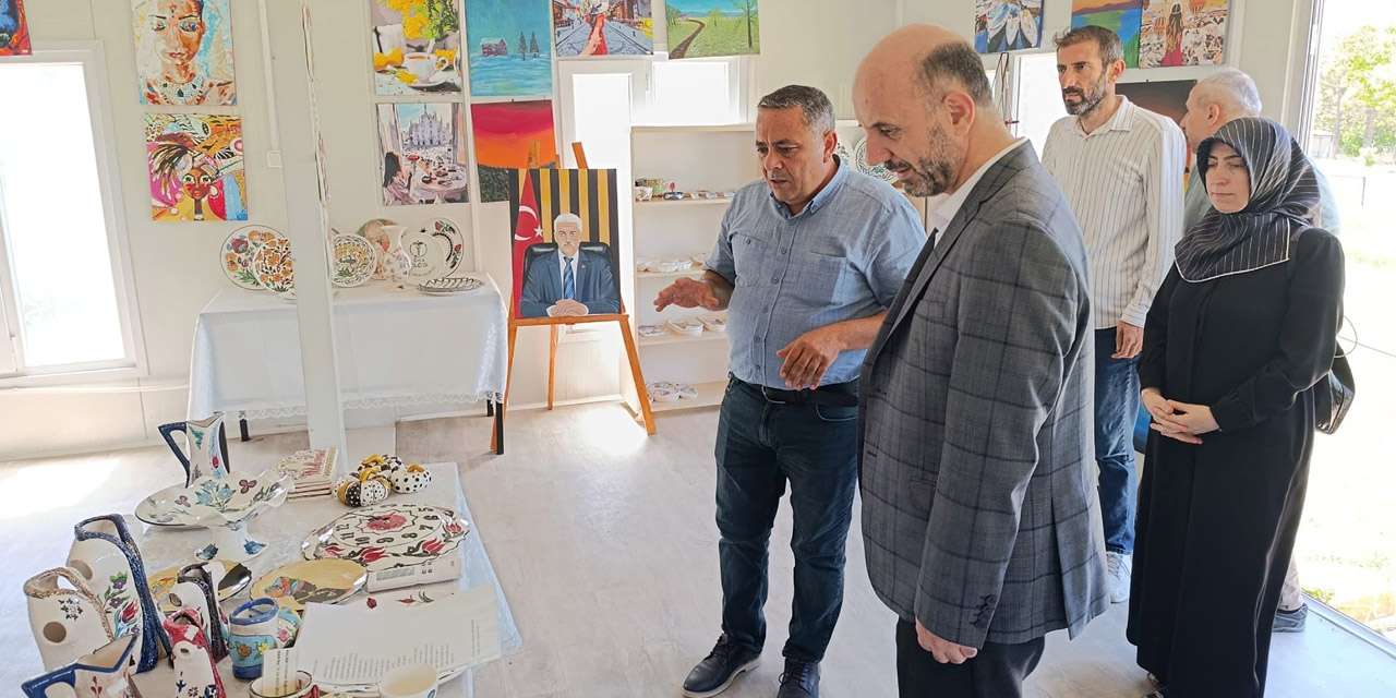 kirikkale-muftusu-abdurrahman-kotan-odalari-tek-tek-gezdi:-“gencligimizi-yalniz-birakmayacagiz”
