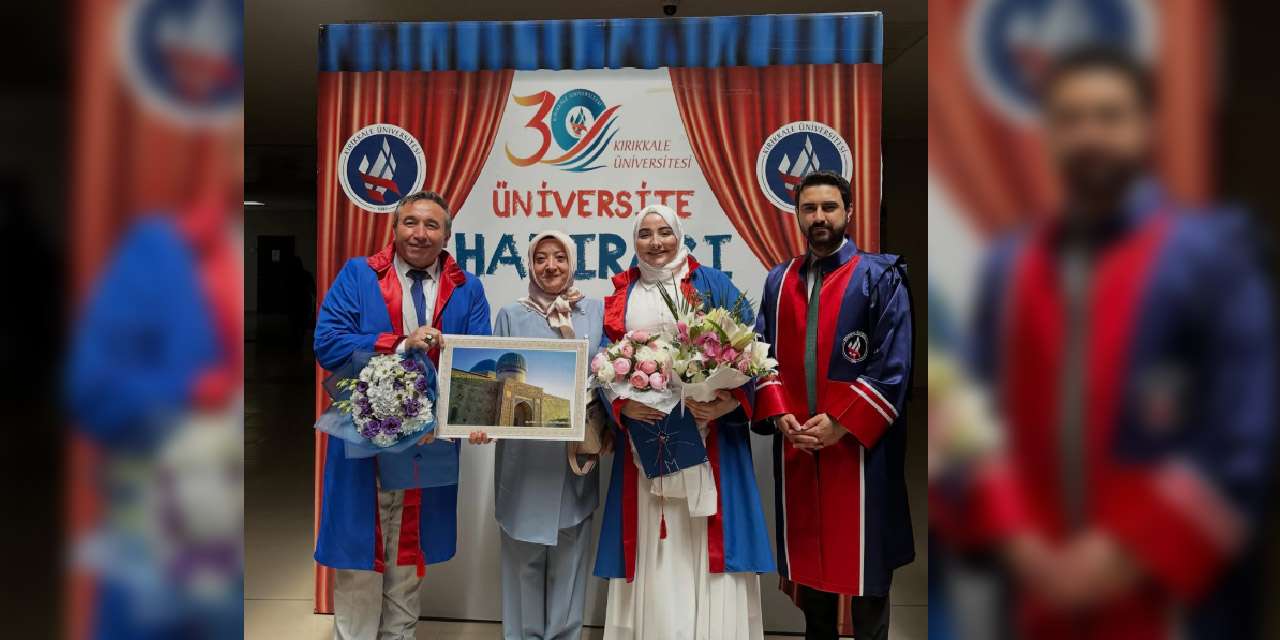 kirikkale-universitesi’nde-essiz-gurur:-baba-ve-kizi-ayni-bolumden-birlikte-mezun-oldu!