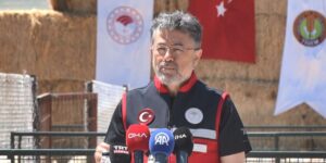 Bakan Yumaklı: “Bin 600 üreticimize toplam 160 bin küçükbaş hayvanı teslim edeceğiz”