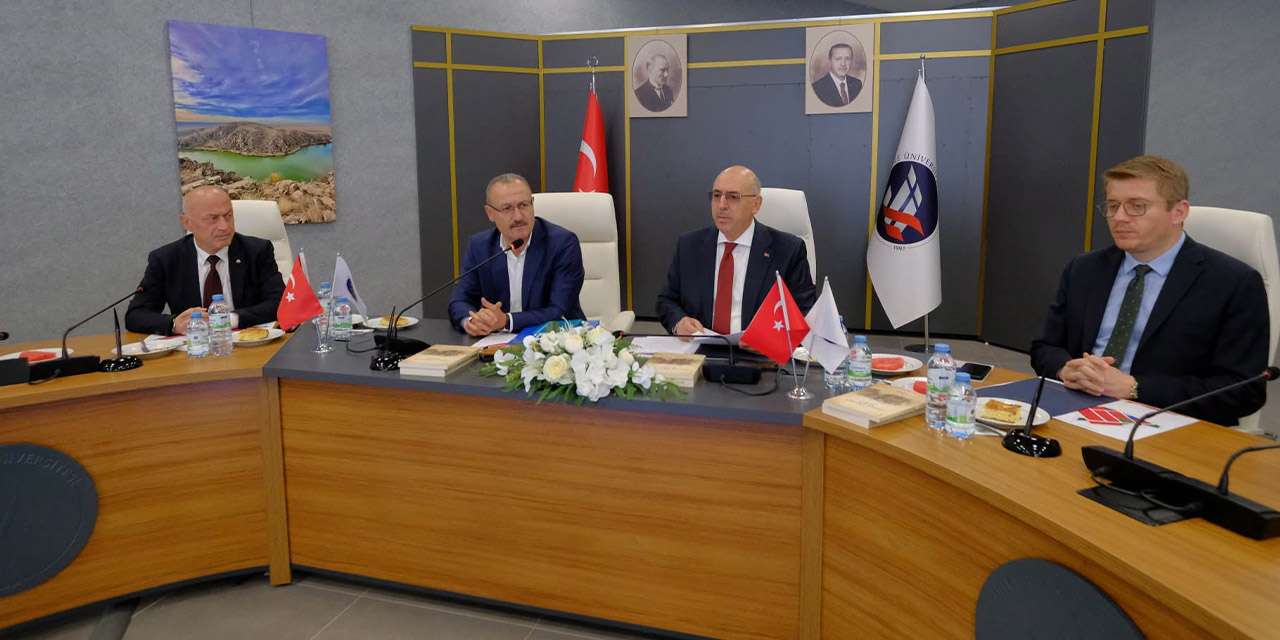 kirikkale-universitesi’nde-dev-zirve:-osb-meslek-yuksekokulu-modeli-masada