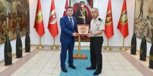 Vali Sarıibrahim’den Komutan Durmuş’a ziyaret