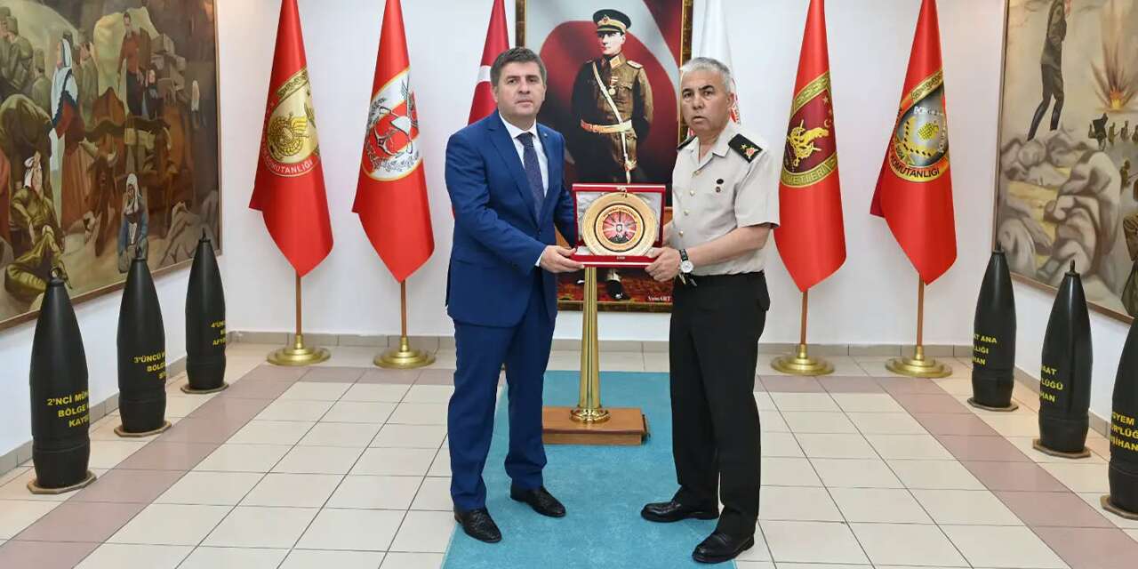 vali-sariibrahim’den-komutan-durmus’a-ziyaret