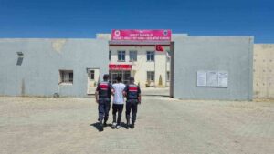 Hakkında kesinleşmiş 8 yıl hapis cezası bulunan firari hükümlü yakalandı