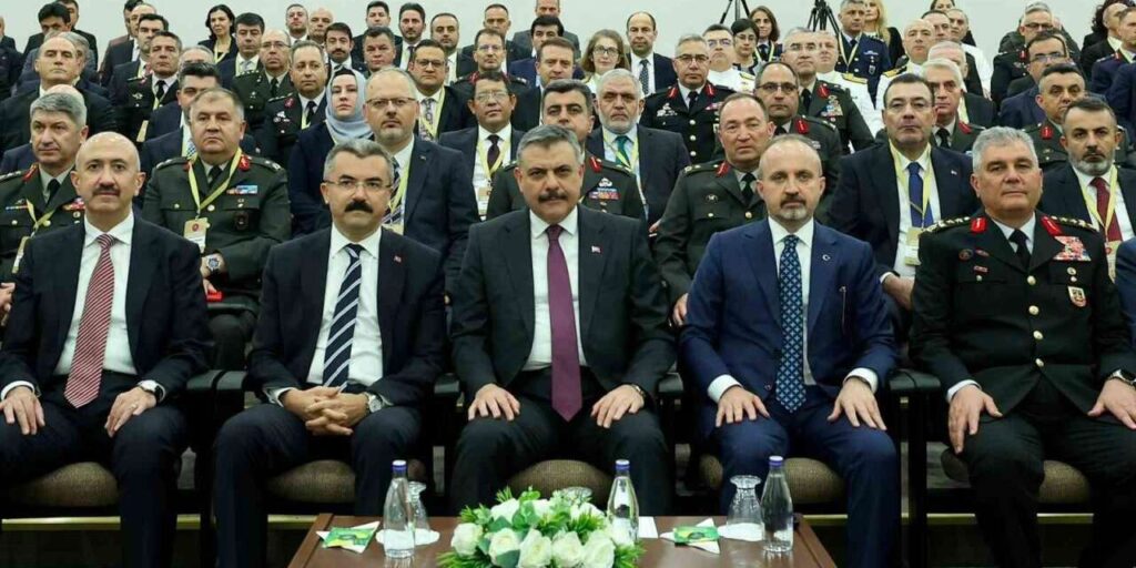 bakan-ciftci:-“2026-yilini-organize-suc-orgutleri-ve-uyusturucu-ile-mucadele-yili-ilan-ettik”