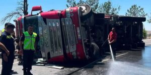 Kırıkkale’de orman emvali yüklü tır devrildi: 33 yaşındaki sürücü yaralandı!