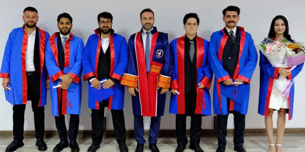 kirikkale-universitesi’nde-adaletin-teminati-genc-hukukcular-mezun-oldu