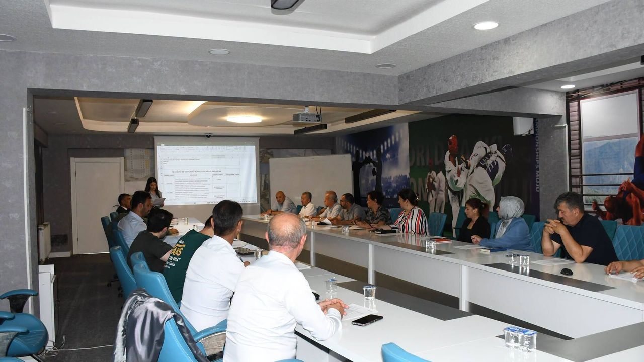 genclik-ve-spor’da-is-guvenligi-masaya-yatirildi