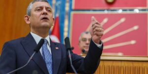 Özgür Özel’den tarihi CHP grup toplantısı açıklaması: “Yeni partimizi kuruyoruz!”