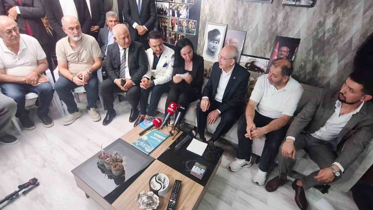 chp-genel-baskani-kilicdaroglu,-ankara’da-esnafi-ziyaret-etti