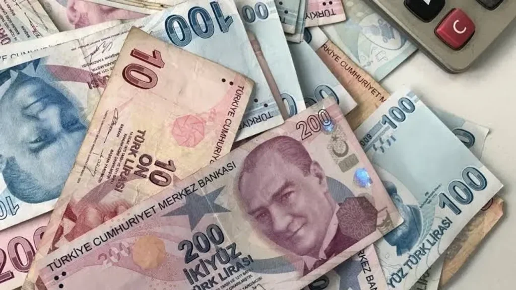 universite-ogrencilerine-aylik-13-bin-750-lira-burs-destegi