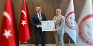 Güven tazeleyen Recep Akdoğan mazbatasını aldı: Sağlık-Sen Kırıkkale’de yeni dönem başladı!